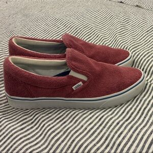 Vans Mens Red Slip-On classic skate shoe. Size 11.5
